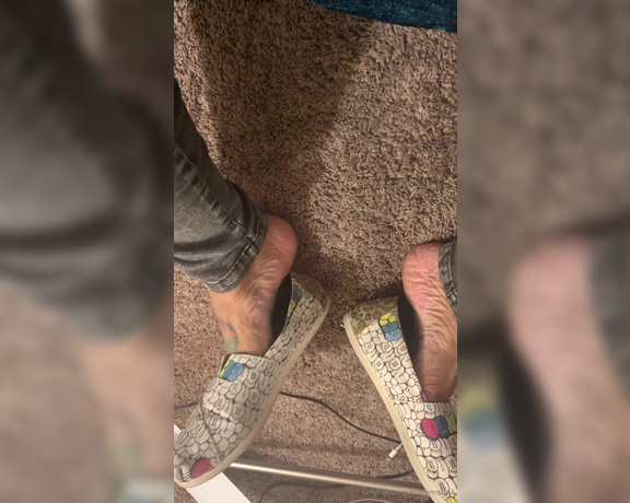 Voluptuous209feet aka voluptuous_209_feet OnlyFans - 04-19-2020 - Shoe removal from today omg I hate closed toed shoes