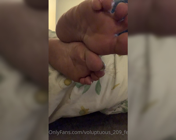 Voluptuous209feet aka voluptuous_209_feet OnlyFans - 01-19-2021 - Random