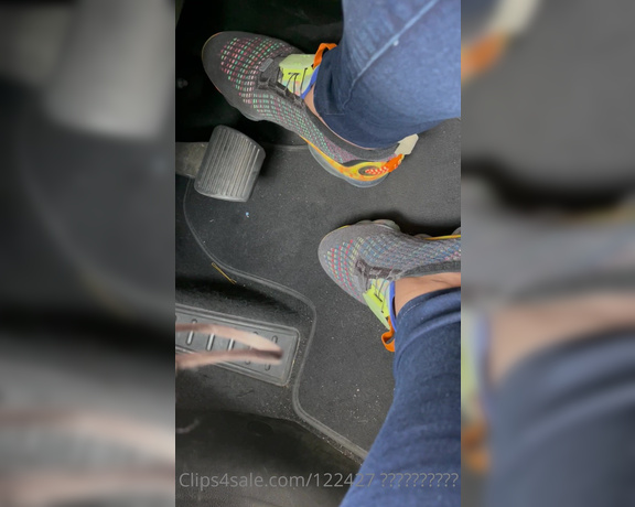 Voluptuous209feet aka voluptuous_209_feet OnlyFans - 02-06-2022 - Pedal pushing omw home from work