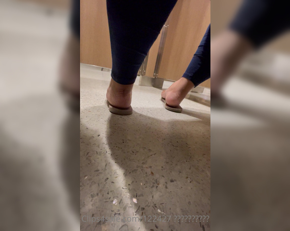 Voluptuous209feet aka voluptuous_209_feet OnlyFans - 03-18-2022 - Public bathroom toes and heels was lookin