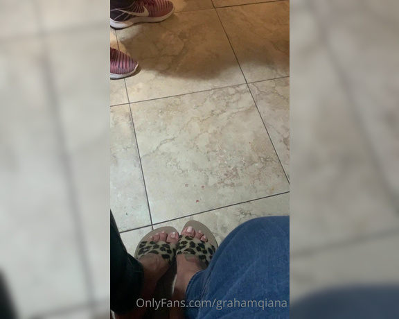 Voluptuous209feet aka voluptuous_209_feet OnlyFans - 06-06-2020 - Last night while my family partied