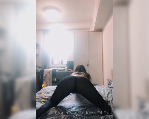 Fawn Fxck aka goddessoffxck OnlyFans - 11-09-2020 - Practicing my butt moving skills