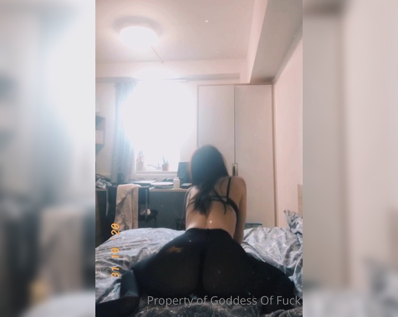 Fawn Fxck aka goddessoffxck OnlyFans - 11-09-2020 - Practicing my butt moving skills