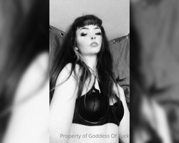 Fawn Fxck aka goddessoffxck OnlyFans - 05-29-2022 - Just a little sneak peak of the content you’ll find here and in my PPV’s