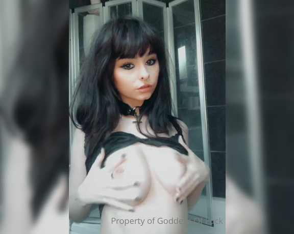 Fawn Fxck aka goddessoffxck OnlyFans - 02-10-2021 - I like secretly recording myself in the shared bathroom