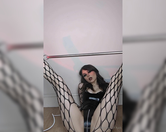 Fawn Fxck aka goddessoffxck OnlyFans - 01-31-2024 - My legs are spread for you