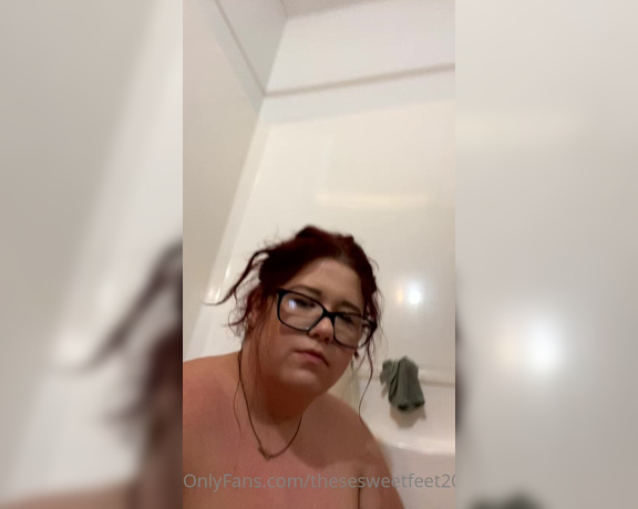 TheseSweetFeet aka thesesweetfeet20 OnlyFans - 02-27-2022 - Bath time with me is always fun