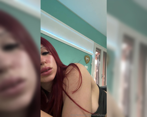 Venusclad aka venuscladvixen OnlyFans - 03-25-2024 - I know you missed me as a sexy wife without underwear here you are happy