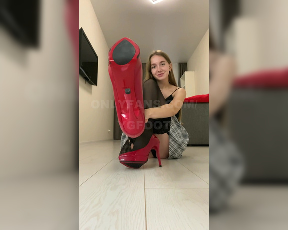 Ygfoot aka ygfoot OnlyFans - 07-02-2024 - Do you know what youre going to do today You will suck my heels while Im