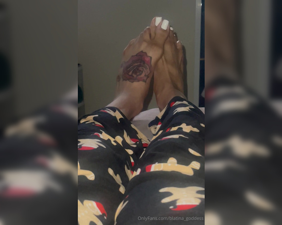 Blatina_Goddess aka blatina_goddess OnlyFans - 03-13-2024 - Some foot teasing sexy white toes