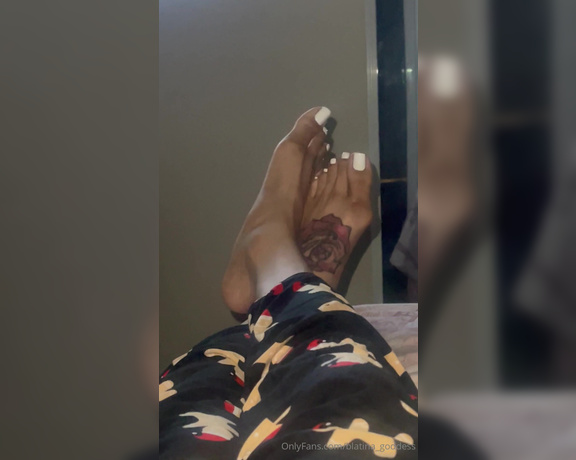 Blatina_Goddess aka blatina_goddess OnlyFans - 03-13-2024 - Some foot teasing sexy white toes