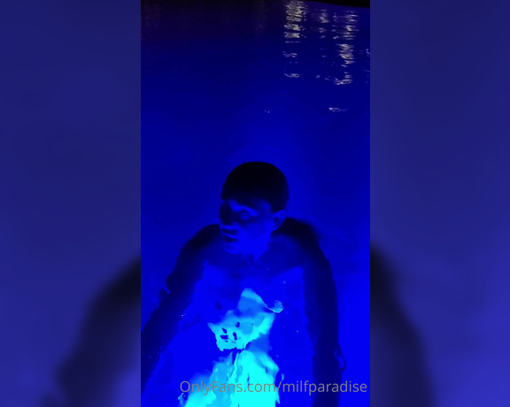 Sunny Zass aka milfparadise OnlyFans - 05-29-2020 - Late night Skinny dipping