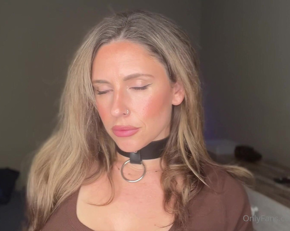 Sunny Zass aka milfparadise OnlyFans - 06-28-2024 - Like my new collar