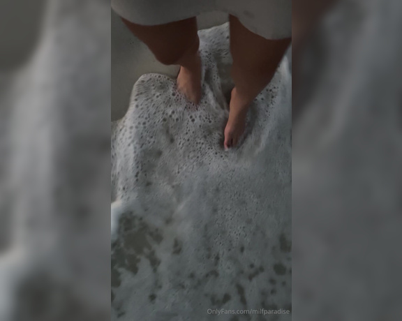 Sunny Zass aka milfparadise OnlyFans - 08-13-2024 - Toes in the sand