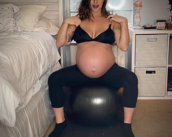 Sunny Zass aka milfparadise OnlyFans - 12-28-2021 - At home induction phase 3 Yoga Ball Bouncing