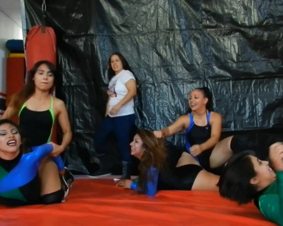 Candy Wrestler Production - Aris, Amber & Elektra Vs Fenix, Kira & Kitty