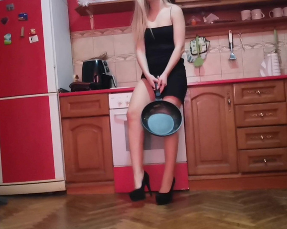 Nastya - New Year Sprained Ankle Mp4