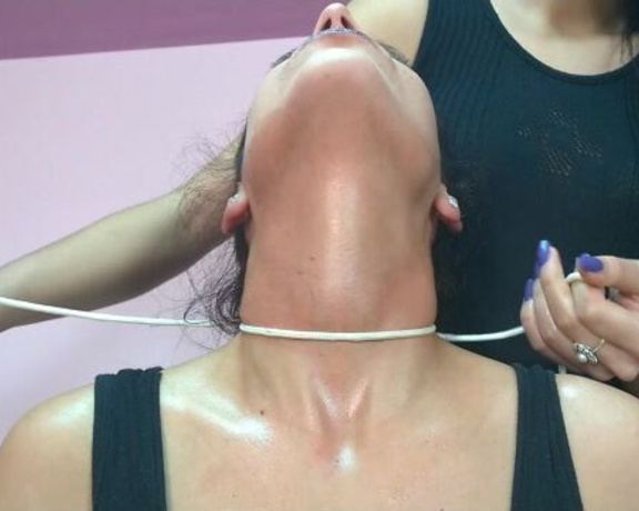 Production - Nera'S Oily Neck - Swallowing While Choked