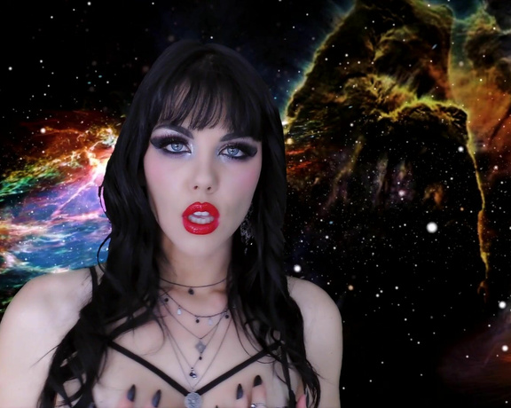 Young Goddess Kim - Queen Of The Galaxy (C4S)