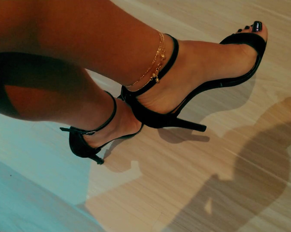 Goddess Penelope aka penelopefeet_ OnlyFans - 03-27-2022 - A new video for you