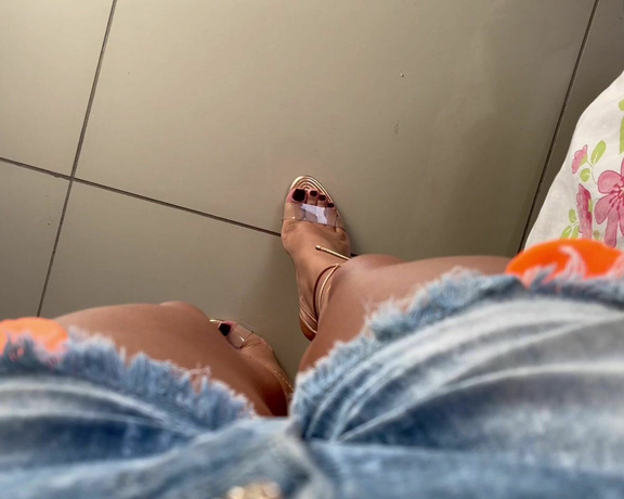 Goddess Penelope aka penelopefeet_ OnlyFans - 07-19-2022 - Good afternoon