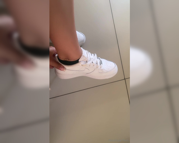 Goddess Penelope aka penelopefeet_ OnlyFans - 11-06-2023 - Video 911978