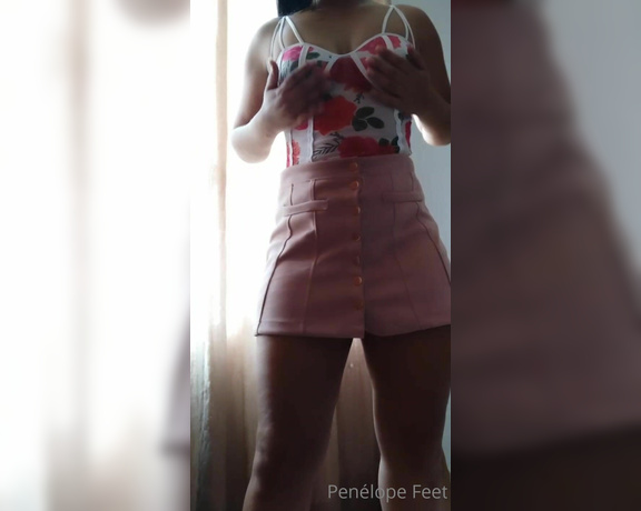 Goddess Penelope aka penelopefeet_ OnlyFans - 12-07-2020 - Video 78236