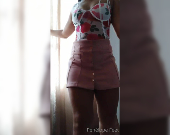 Goddess Penelope aka penelopefeet_ OnlyFans - 12-07-2020 - Video 78236