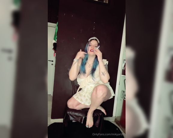 MikyArt aka mikyart85 OnlyFans - 01-31-2024 - Un pochino di anni 90 con le Hole …