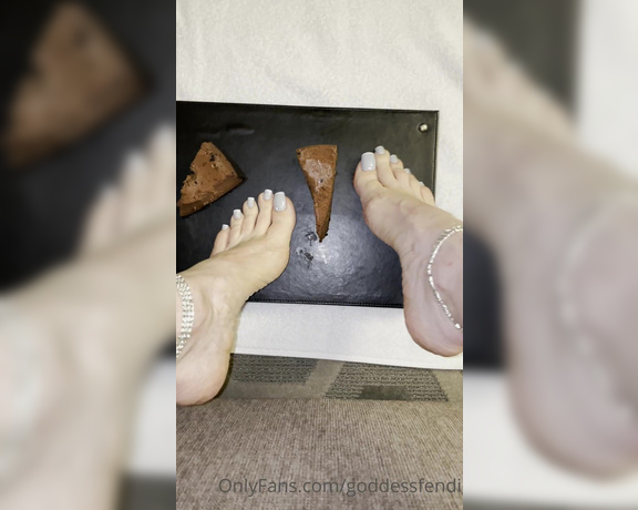 Fendi Feet aka Goddessfendi OnlyFans - Something sweet for Valentine’s Day 1