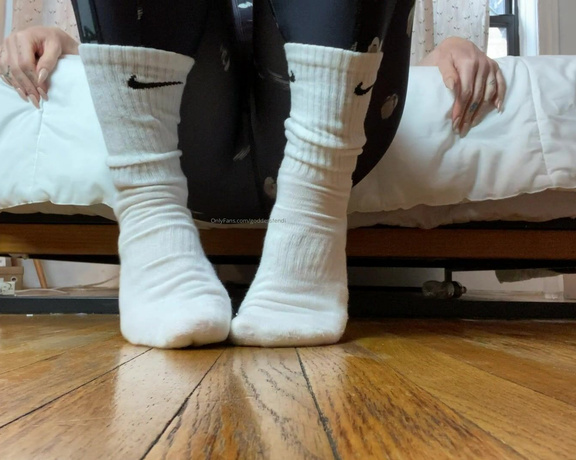 Fendi Feet aka Goddessfendi OnlyFans - Your Queen’s sweaty feet need to be licked and sucked clean Bury your face in my sweaty soles and 2