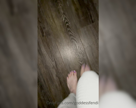 Fendi Feet aka Goddessfendi OnlyFans Video 79