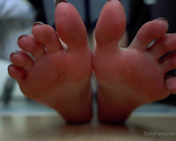 Toetally Devine aka Toetallydevine OnlyFans - Stinky feetpart 2 Tags dirty feet, stinky feet, holo pedi, humiliation,