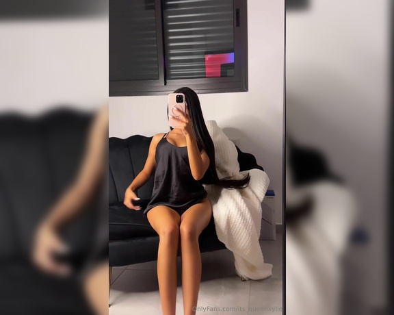 Its queen kylie aka its_queenkylie OnlyFans - 08-28-2024 - A real goddess from head to toe You were meant to worship and serve me