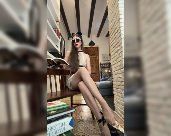 Tomato_Juice_KWEEN aka kweentomato OnlyFans - 08-20-2024 - With or without stockings