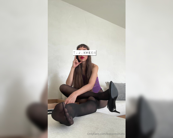 Tomato_Juice_KWEEN aka kweentomato OnlyFans - 04-25-2024 - loving my long legs wrapped in Wolfords