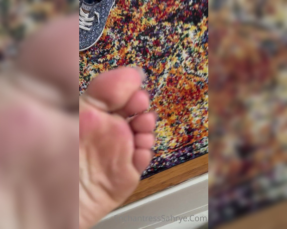 Enchantress Sahrye aka enchantresssahrye OnlyFans - 02-22-2023 - Getting a pedicure!! What color do you think I’m going this time Look at the length