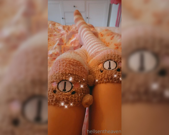 Goddess Nina aka hellsentheaven OnlyFans - 01-16-2022 - Goddess got cute new socks you can pay for while rubbing your tiny dick