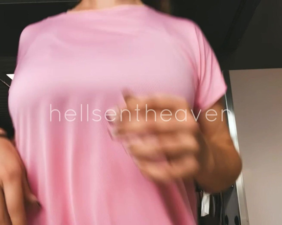 Goddess Nina aka hellsentheaven OnlyFans - 08-02-2022 - 1 minute shaking boobies on normal speed and two minutes to admire them in slow motion