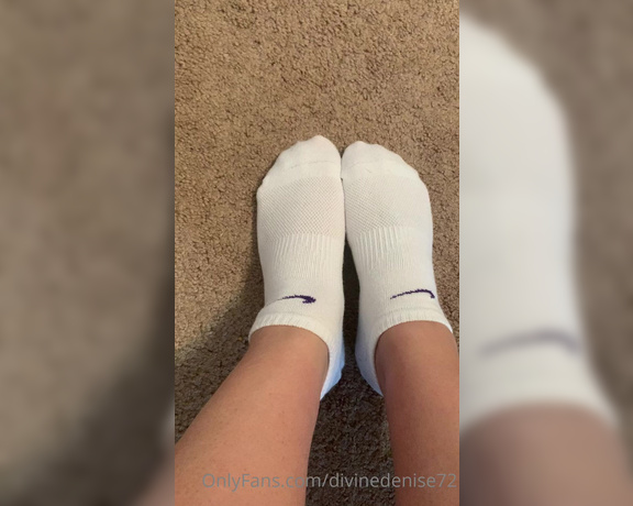 Denise Howard aka divinedenise72 OnlyFans - 04-25-2022 - Sock drawer