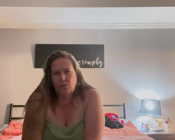 Denise Howard aka divinedenise72 OnlyFans - 10-30-2022 - Goddess out of the shower Does she let Josh cum