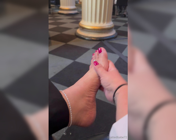 Denise Howard aka divinedenise72 OnlyFans - 12-24-2023 - Open toes for the win