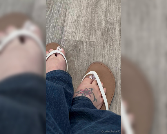 Denise Howard aka divinedenise72 OnlyFans - 08-04-2024 - Flip flops at the Dr Would you stare