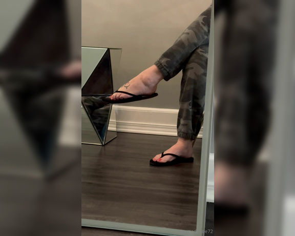 Denise Howard aka divinedenise72 OnlyFans - 01-26-2024 - Everyone stares when I wear flip flops