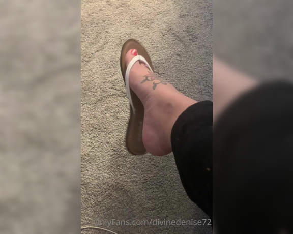 Denise Howard aka divinedenise72 OnlyFans - 04-02-2022 - Everyone gets turned on for a shoe dangle