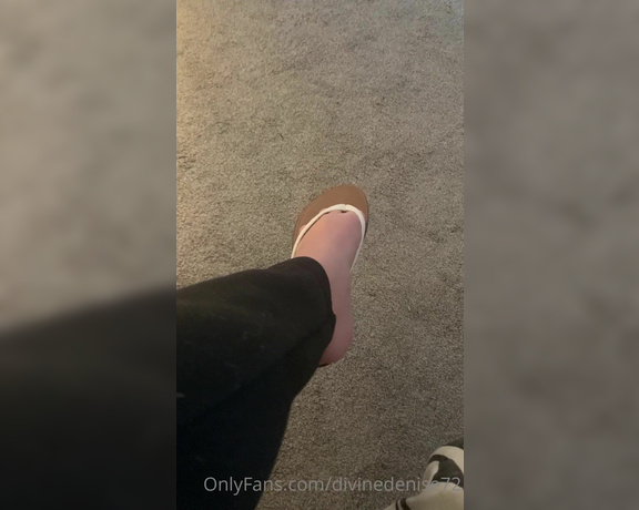 Denise Howard aka divinedenise72 OnlyFans - 04-02-2022 - Everyone gets turned on for a shoe dangle