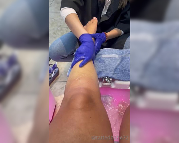 Denise Howard aka divinedenise72 OnlyFans - 07-23-2022 - Fresh Pedi bye blue, hello pink both make you weak