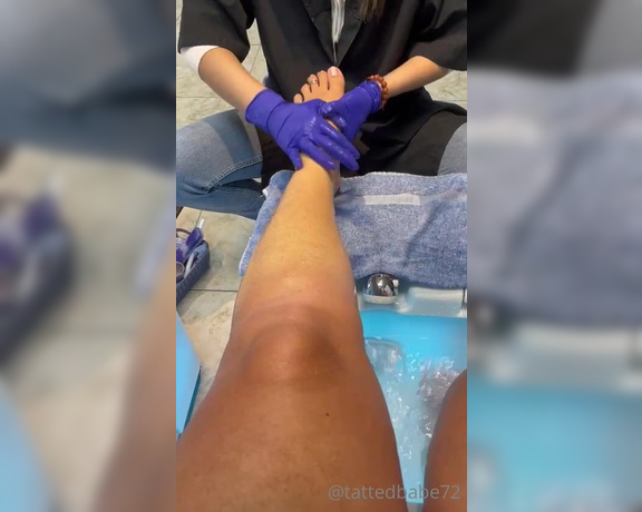 Denise Howard aka divinedenise72 OnlyFans - 07-23-2022 - Fresh Pedi bye blue, hello pink both make you weak