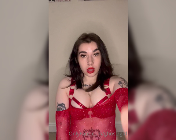 Ghostzgirl aka ghostzgirl OnlyFans - 07-02-2023 - need a hand