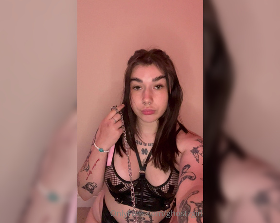 Ghostzgirl aka ghostzgirl OnlyFans - 07-26-2023 - be a good dog, woof